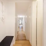 Charmoehr Homes דירה Öhringen