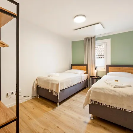 아파트 Charmoehr Homes 오흐린겐