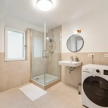 Charmoehr Homes Апартаменты *