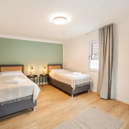 Charmoehr Homes Apartmán Öhringen